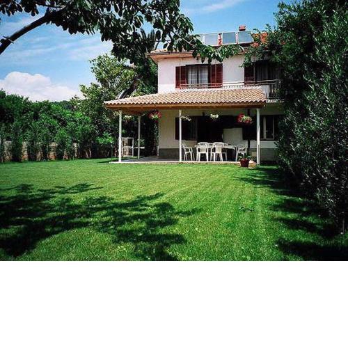 Hvar Guesthouse - Double bedroom with private bathroom