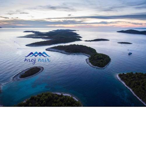 Hvar-Pakleni islands- isolated Robinson House Moj Mir