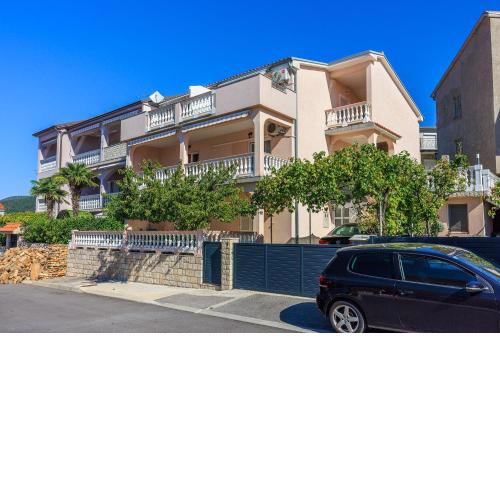 Idyllisches Studio-Apartment mit grandiosen Meerblick, Privatparkplatz, WiFi