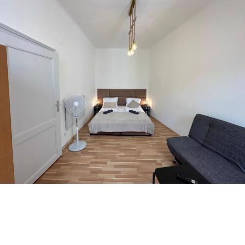 Inviting Economy 1BR Apt. with the best Location