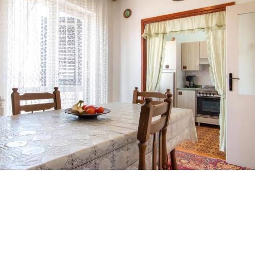 Irena's place A2