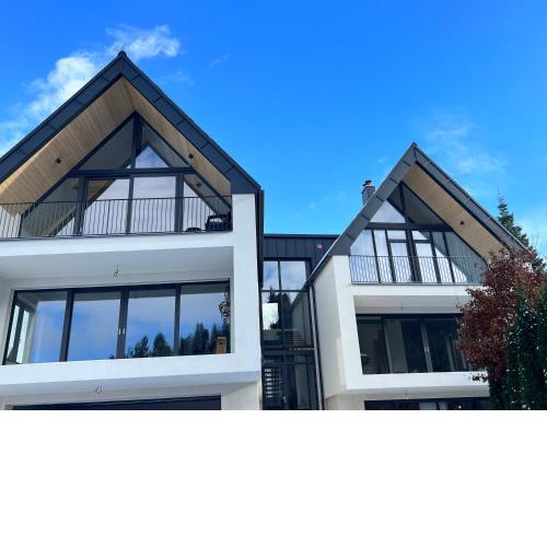 Jamy House