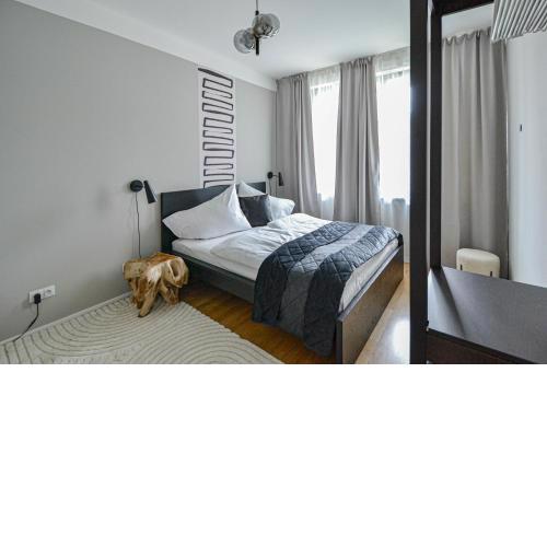 Japanese Design 3BDR Apartment in a Vibrant Area