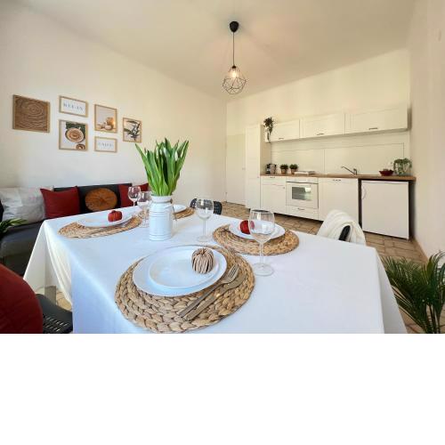 Joyful Place Apartment