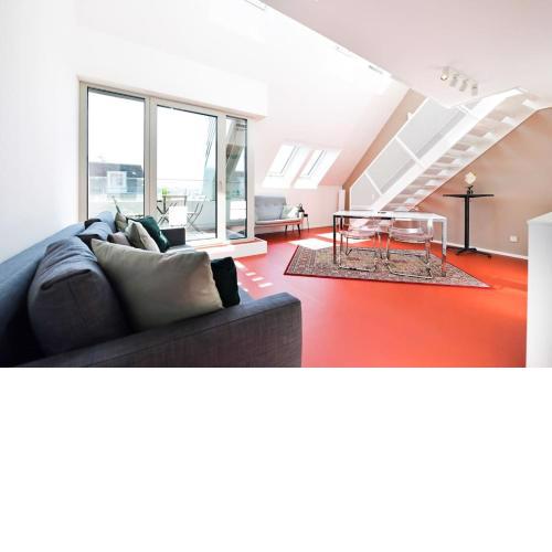 JULIUS 5 - Duplex Apartment 5 Mins to City Center
