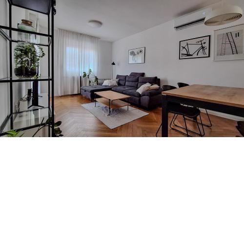 J&V Apartment