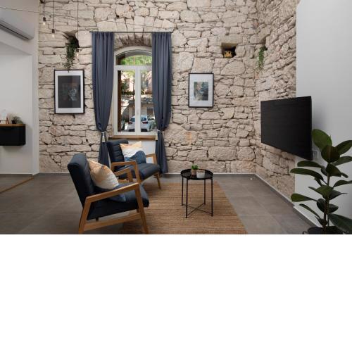 K-apartments
