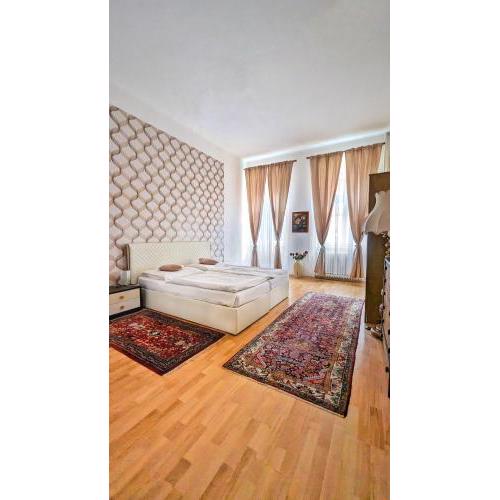 Kamil Apartments, Premium
