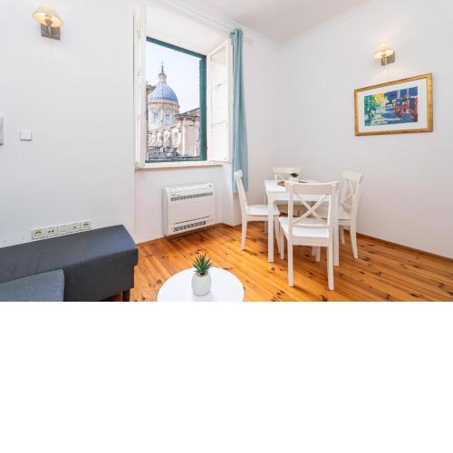 Kenova Apartments Old Town