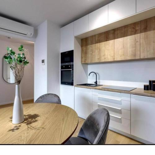 Klinger apartment