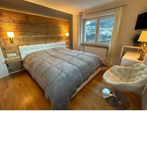 Komfortables Ferienhaus in Landeck mit Pool