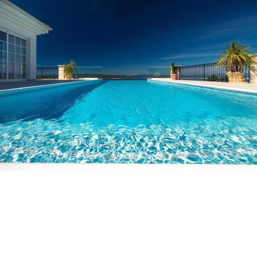 Komfortables Ferienhaus mit Pool in Crikvenica