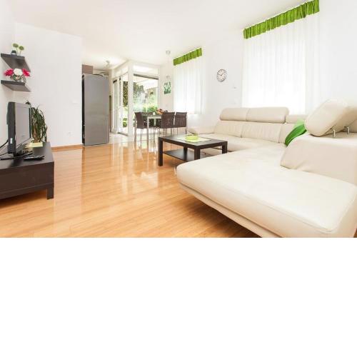 Kuvi Apartments