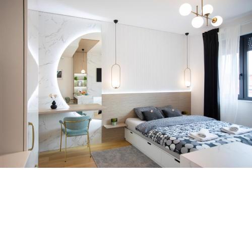 La Dolce Vita,LUX Designer decorated, Free parking