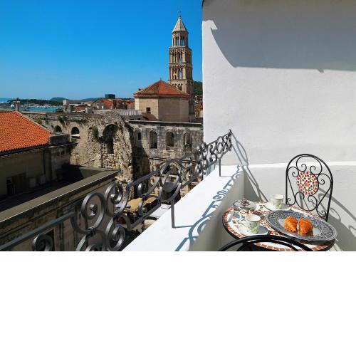 La Porta Luxury Rooms