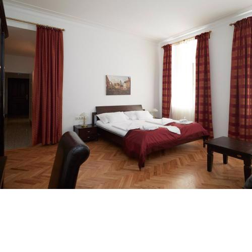 La Scala Apartments