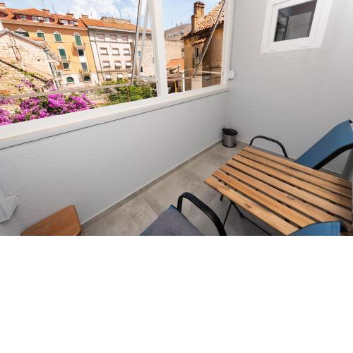 Laghanini Apartments