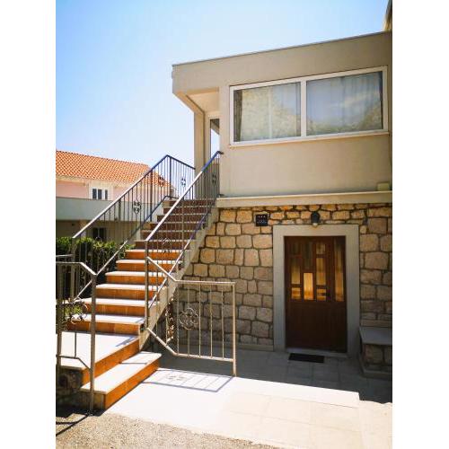 Laguna Apartment