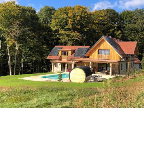 Landvilla Sinelia premium