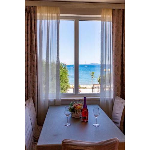 Lanterna Puntamika apt. near beach