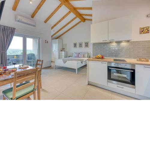 LAVANDA - Heated Studio in the Countryside of Central Istria