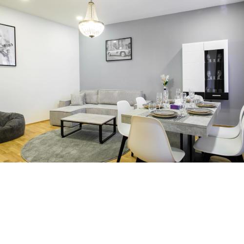 Lé David City Apartments 1020