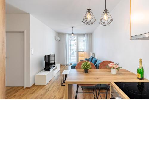 LEO apartment - AC & Free parking