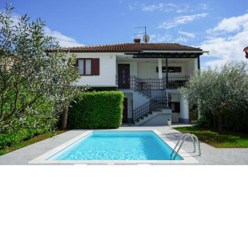 Leon with Private Pool