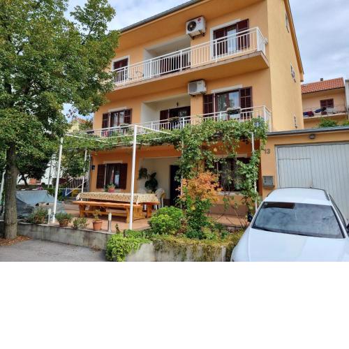 LILIC Apartment 4 pax