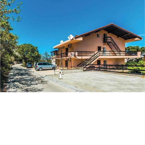Lovely Apartment In Bosana With Wifi