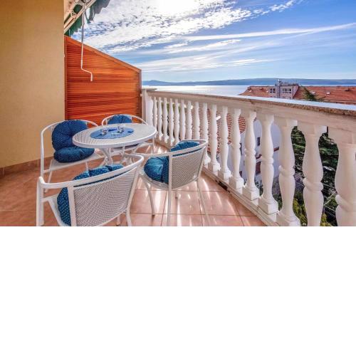 Lovely Apartment In Crikvenica With Wifi