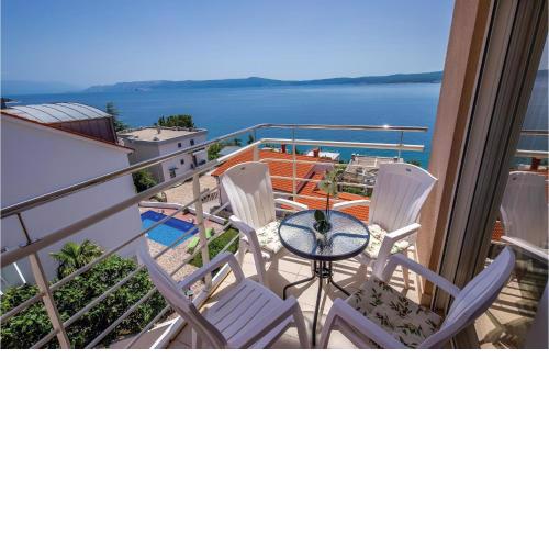 Lovely Apartment In Crikvenica With Wifi