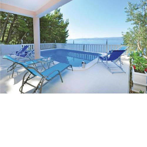 Lovely Apartment In Mimice With House Sea View