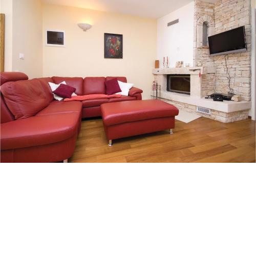 Lovely Apartment In Rovinj With Kitchen