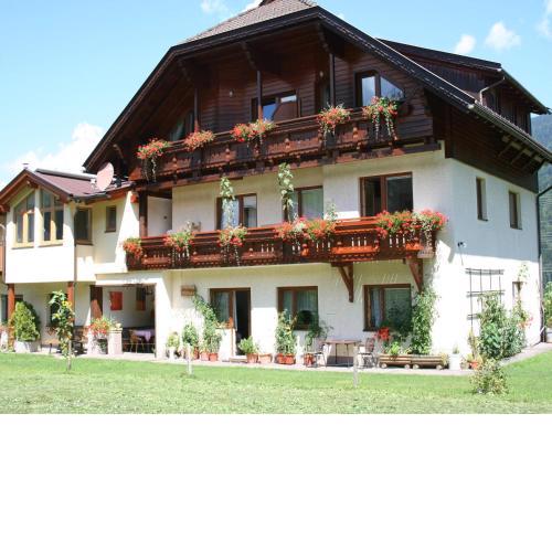 Lovely Apartment in Tr polach with Sauna