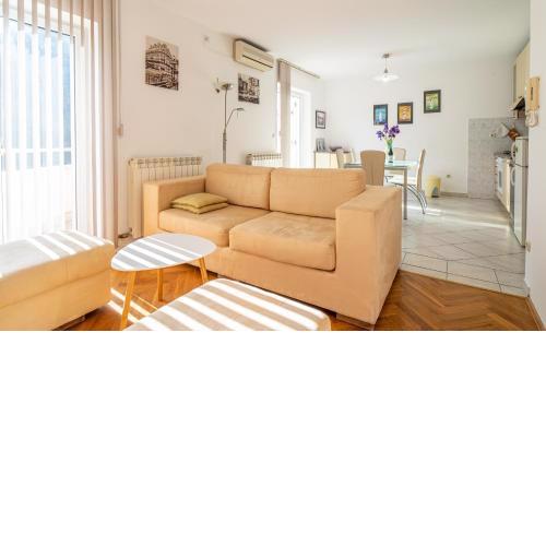 Lovely Dunia Apartment