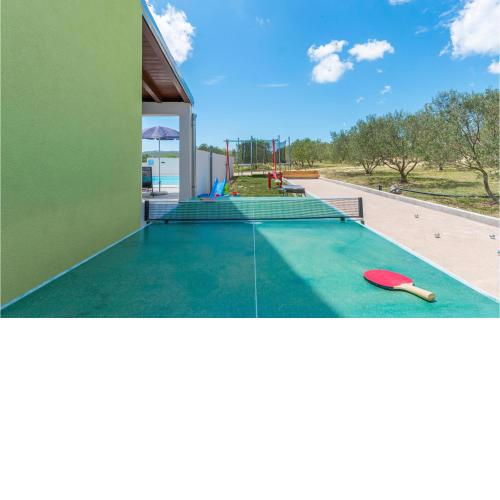 Lovely Home In Benkovac