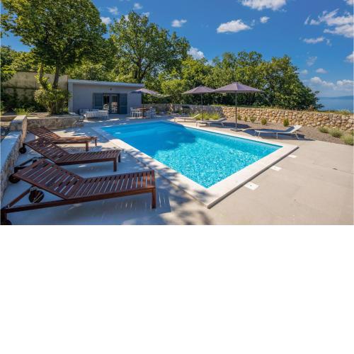 Lovely Home In Glavani With Swimming Pool