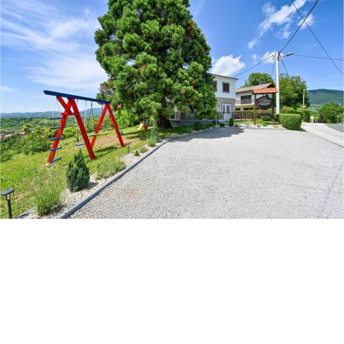 Lovely Home In Gornja Reka With Wifi