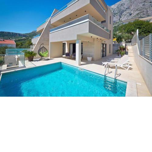 Lovely Home In Makarska With Sauna