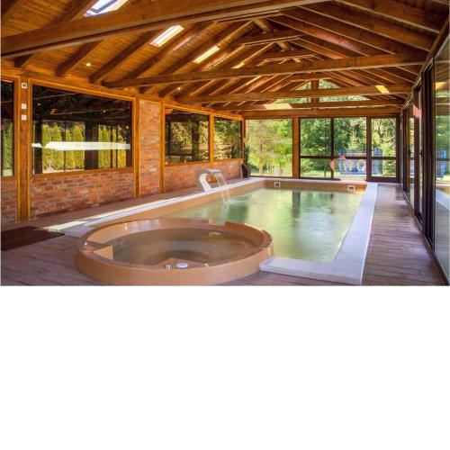 Lovely Home In Novo Zvecevo With Sauna