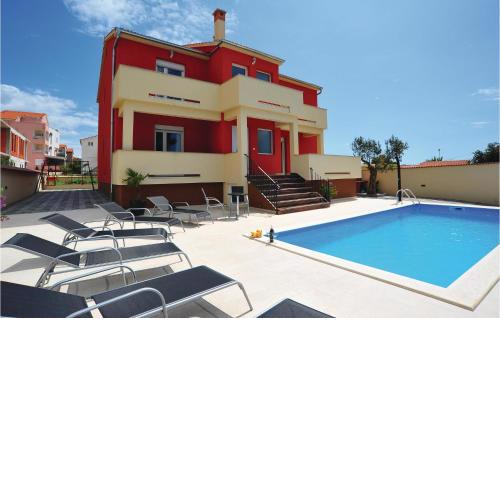 Lovely Home In Pakostane With Wifi