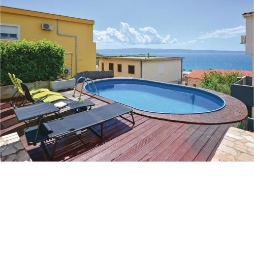 Lovely Home In Podstrana With Wifi