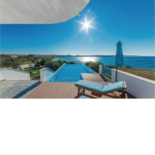 Lovely Home In Povljana With House Sea View