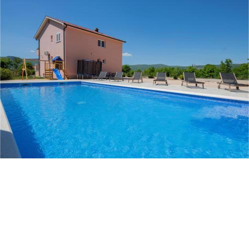Lovely Home In Prolozac Donji