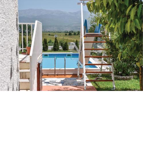 Lovely Home In Sinj With Outdoor Swimming Pool