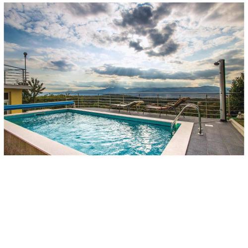 Lovely Home In Viskovo With House Sea View