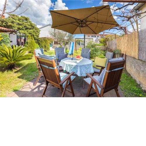Lovely house with garden near city centre