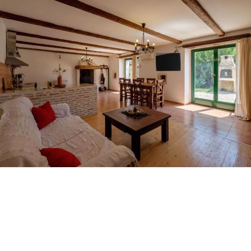 Lovely Stone Villa with private garden and terrace