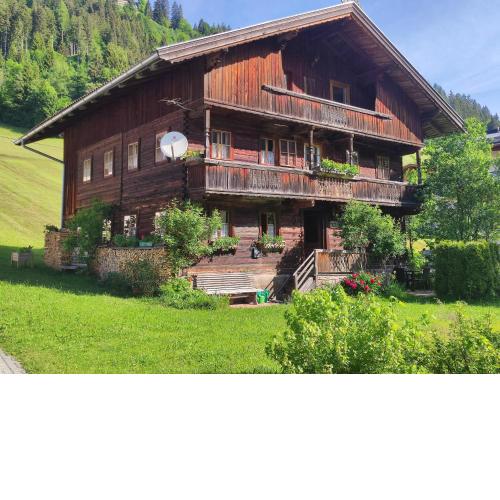 Loya Chalet WILD32